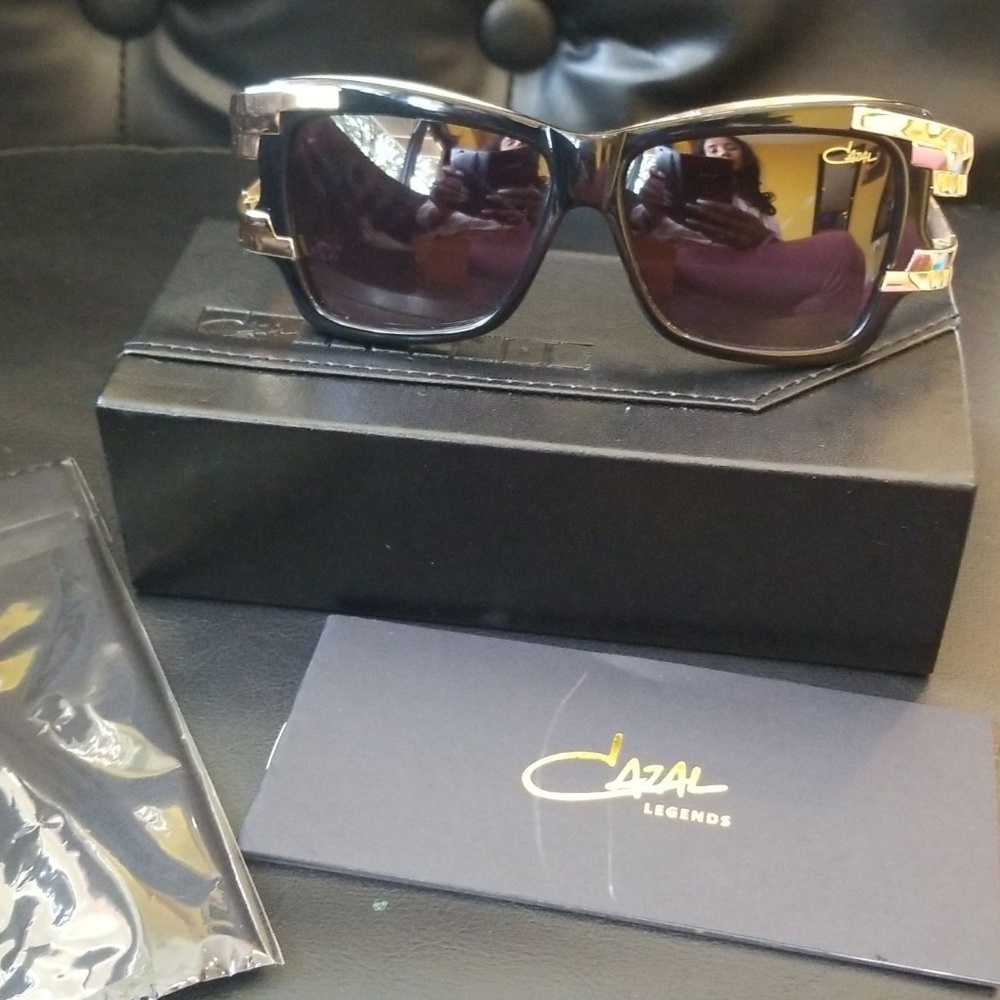 sunglasses